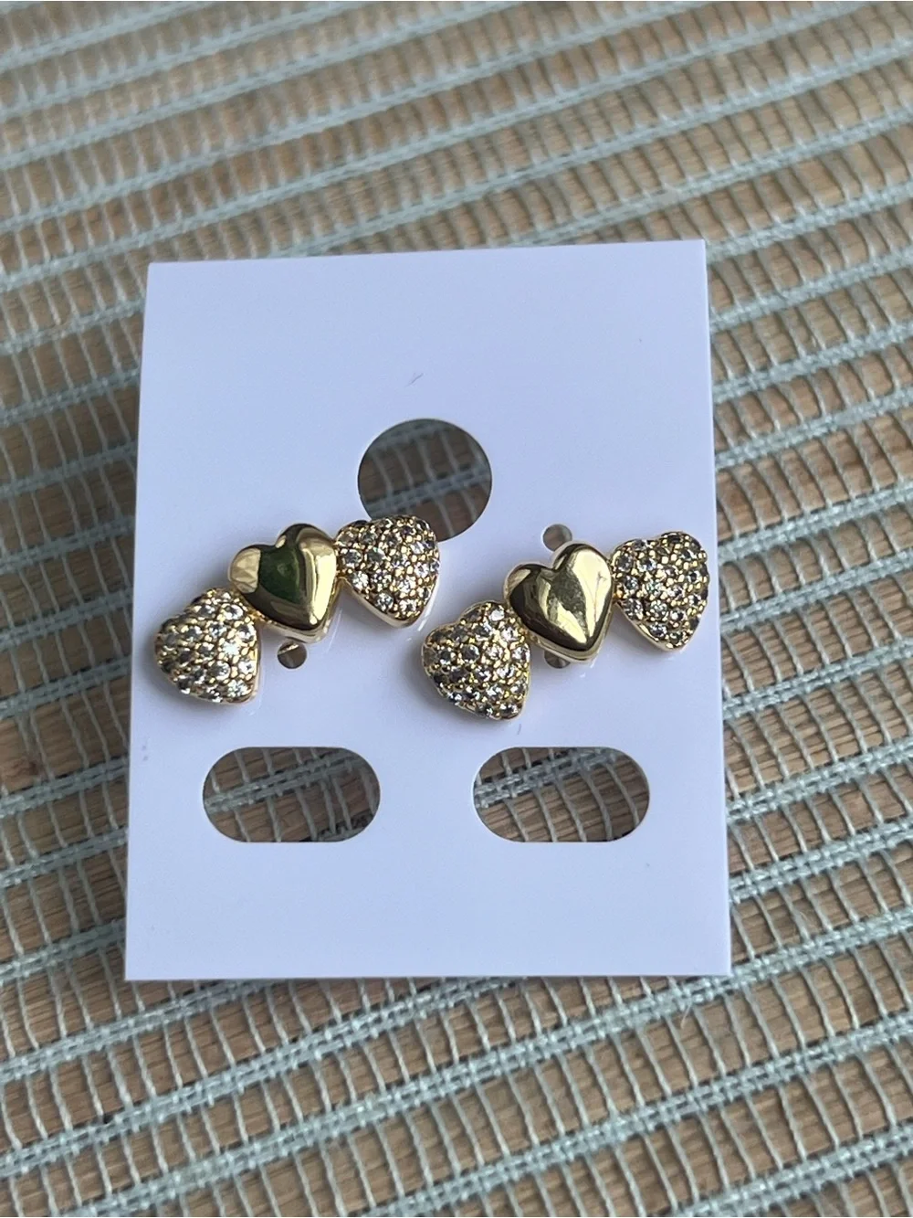 ⭐️- 3 Gold Heart Cluster Stud Earrings - Sparkling Crystal pavé Detail